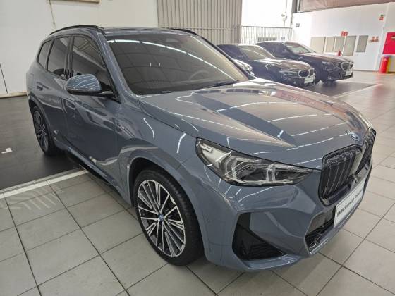 BMW iX1 ELÉTRICO XDRIVE30 M SPORT BMW iX1 ELÉTRICO XDRIVE30 M SPORT
